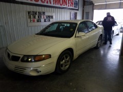 BUY PONTIAC BONNEVILLE 2001 4DR SDN SE, i-44autoauction