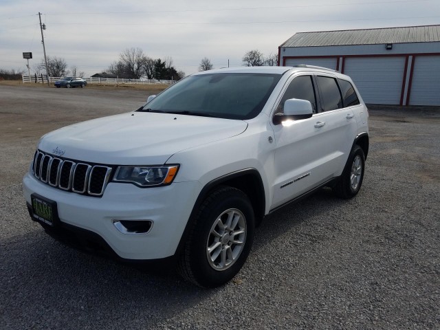 BUY JEEP GRAND CHEROKEE 2018 LAREDO E 4X4 *LTD AVAIL*, i-44autoauction