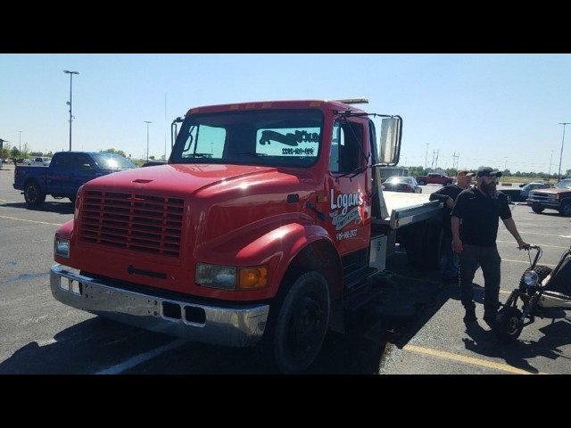 BUY INTERNATIONAL  4700 1995 WRECKER, i-44autoauction