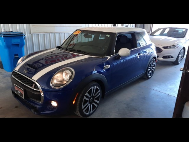 BUY MINI HARDTOP 2 DOOR 2019 COOPER S FWD, i-44autoauction
