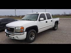 BUY GMC SIERRA 1500 CLASSIC 2007 4WD CREW CAB 143.5