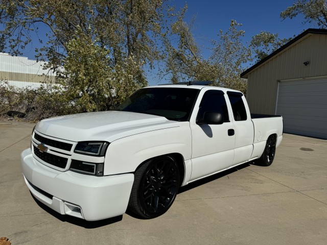 BUY CHEVROLET SILVERADO 1500 2006 EXT CAB 134.0