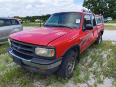 BUY MAZDA B-SERIES 4WD TRUCK 1996 CAB PLUS 125