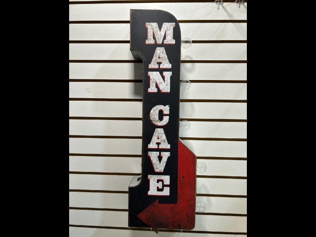 BUY MAN CAVE MEMORBILIA 2026, i-44autoauction