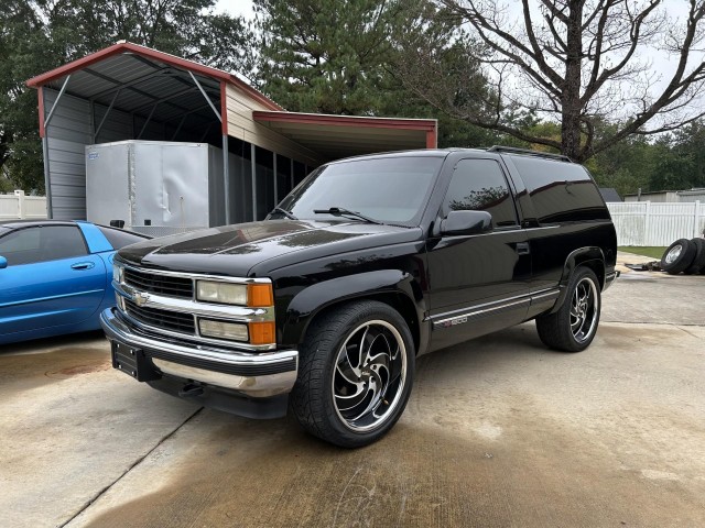 BUY CHEVROLET TAHOE 1996 1500 2DR 4WD, i-44autoauction