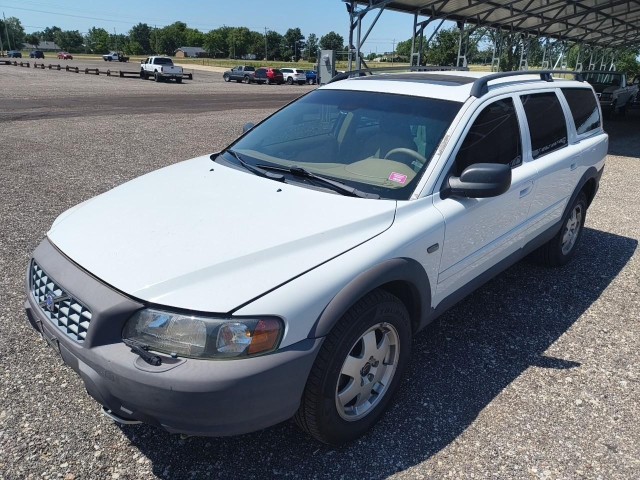 BUY VOLVO V70 2004 XC70 2.5L TURBO AWD W/SUNROOF, i-44autoauction